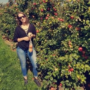 Meet your Posher, Jenna